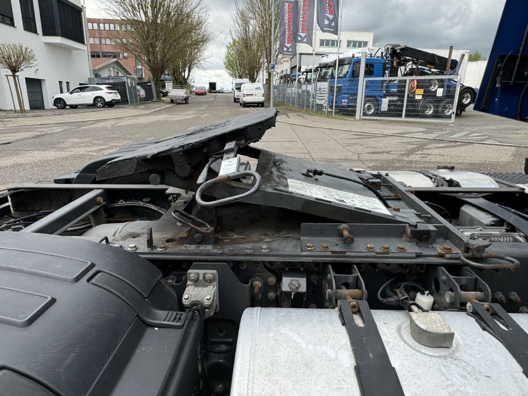 Renault T460 S-Cab X-Low 2-Tanks Hubsattel Standklima - وحدة جر: صورة 2 Renault T460 S-Cab X-Low 2-Tanks Hubsattel Standklima - وحدة جر: صورة 2