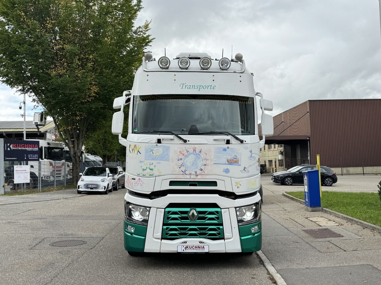 Renault T520 HIGHCAB Comfort 2-Tanks Retarder Airbrush - وحدة جر: صورة 2 Renault T520 HIGHCAB Comfort 2-Tanks Retarder Airbrush - وحدة جر: صورة 2