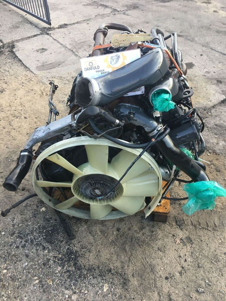 محرك - شاحنة Mercedes-Benz OM441LA: صورة 6