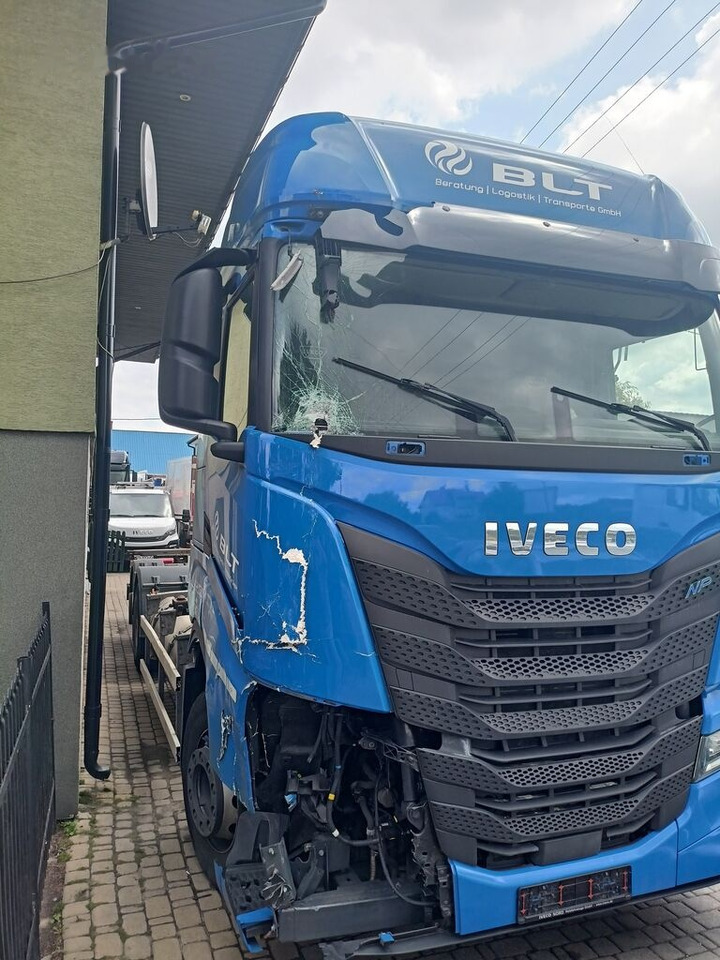 IVECO 26460 - شاحنات الحاويات / جسم علوي قابل للتغيير شاحنة: صورة 3 IVECO 26460 - شاحنات الحاويات / جسم علوي قابل للتغيير شاحنة: صورة 3