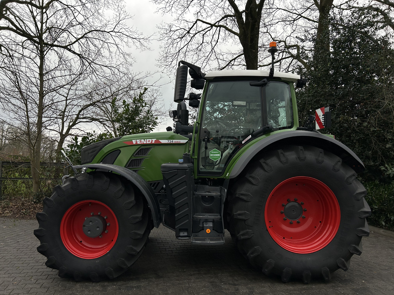 FENDT 724 Vario Gen6 ProfiPlus setting 2 - جرار: صورة 2 FENDT 724 Vario Gen6 ProfiPlus setting 2 - جرار: صورة 2