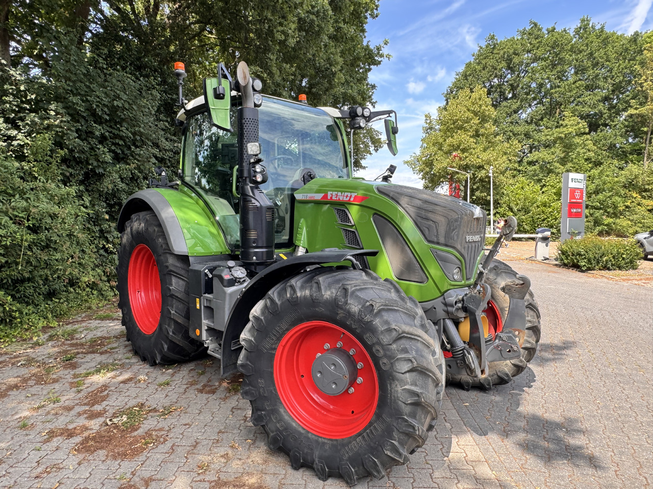 Fendt 718 Gen6 PowerPlus - جرار: صورة 2 Fendt 718 Gen6 PowerPlus - جرار: صورة 2