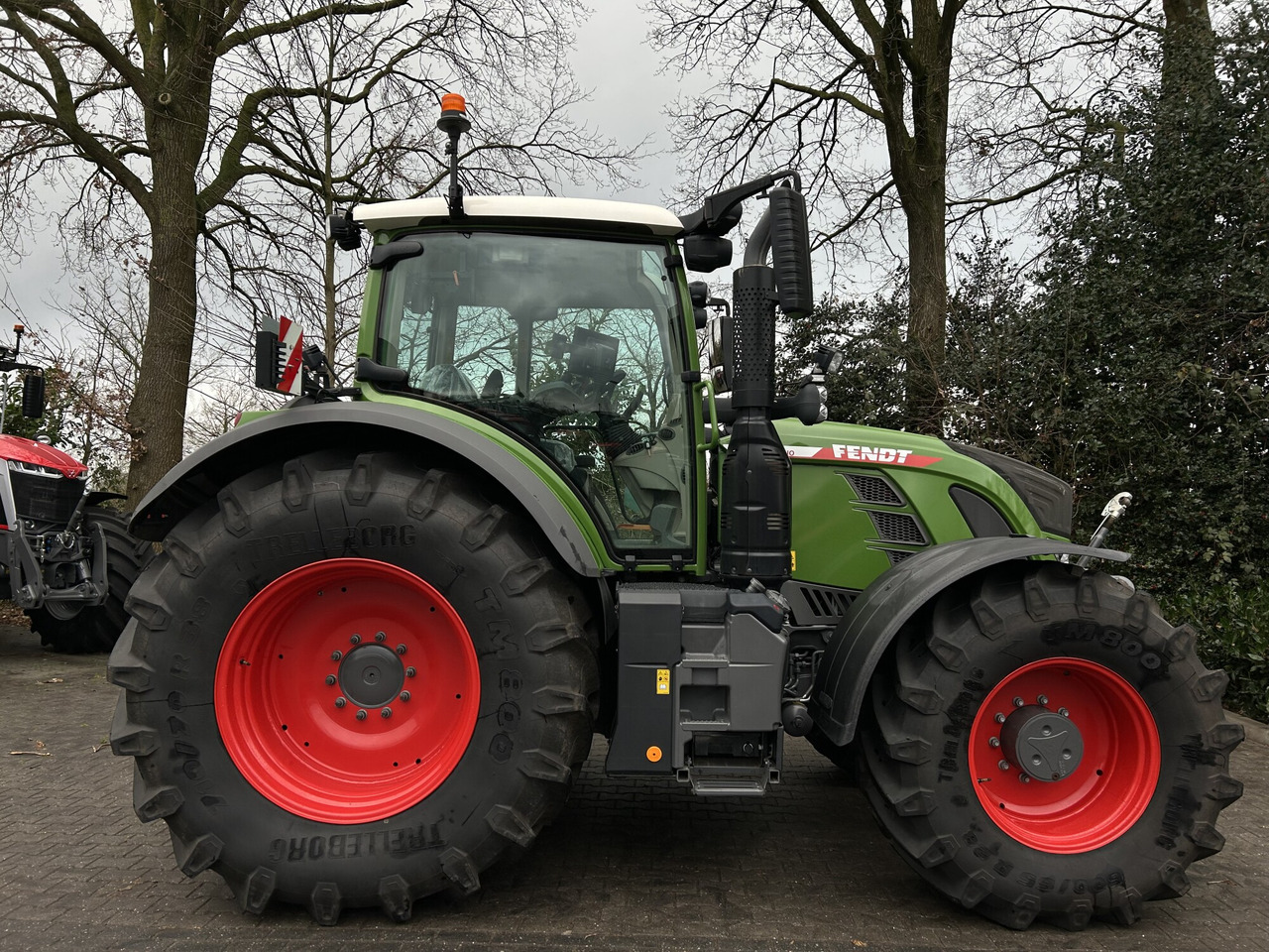 Fendt 724 Vario Gen6 ProfiPlus setting 2 - جرار: صورة 4 Fendt 724 Vario Gen6 ProfiPlus setting 2 - جرار: صورة 4