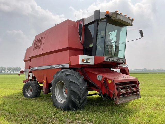 MASSEY FERGUSON 38RS - حصادة موحَّدة: صورة 3 MASSEY FERGUSON 38RS - حصادة موحَّدة: صورة 3