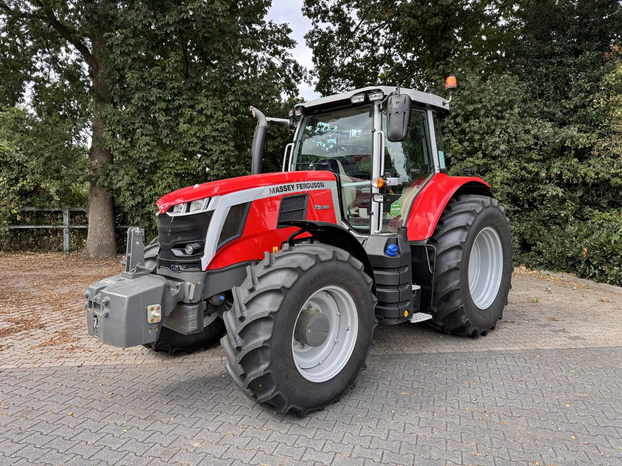 Massey Ferguson 7s.180 Dyna6 Efficient - جرار: صورة 1 Massey Ferguson 7s.180 Dyna6 Efficient - جرار: صورة 1