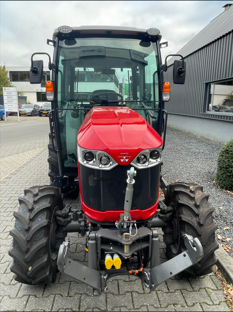 Massey Ferguson e1700 HC - جرار: صورة 5 Massey Ferguson e1700 HC - جرار: صورة 5