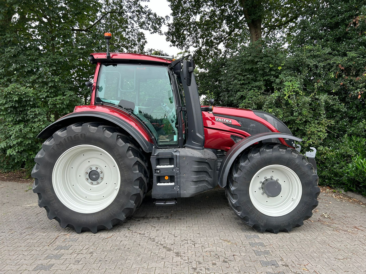 Valtra T214 Direct - جرار: صورة 4 Valtra T214 Direct - جرار: صورة 4
