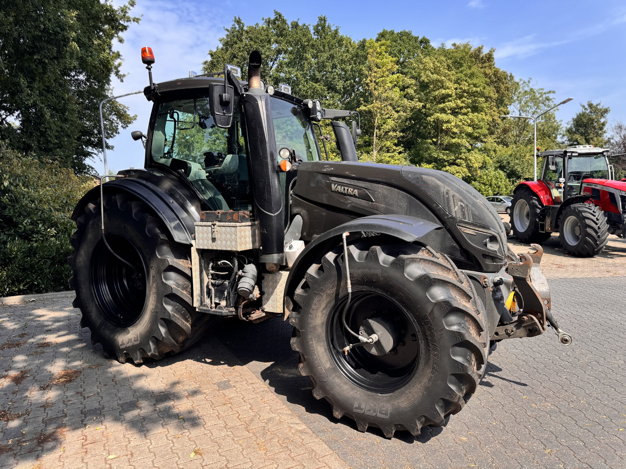 Valtra T214 Direct - جرار: صورة 3 Valtra T214 Direct - جرار: صورة 3