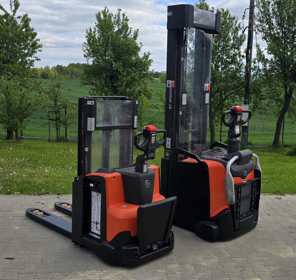 Toyota SPE 160L 6000mm initial lift wstępne podnoszenie triplex - آلة التكديس: صورة 5 Toyota SPE 160L 6000mm initial lift wstępne podnoszenie triplex - آلة التكديس: صورة 5