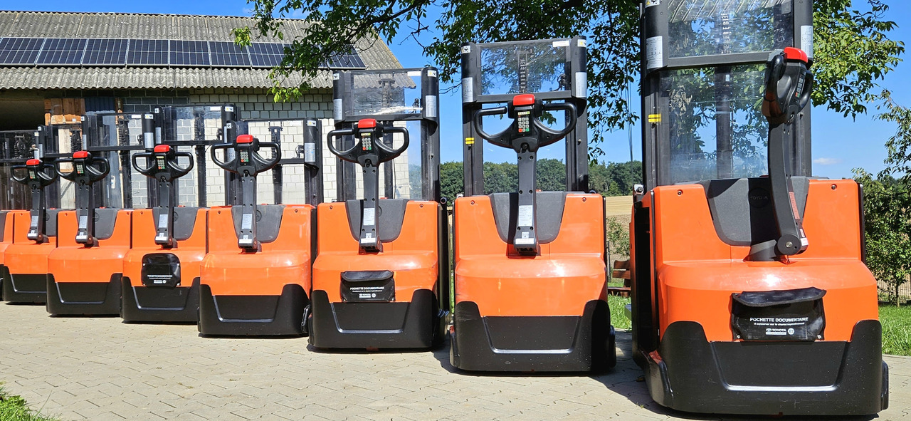 Toyota SWE 200D - آلة التكديس: صورة 4 Toyota SWE 200D - آلة التكديس: صورة 4