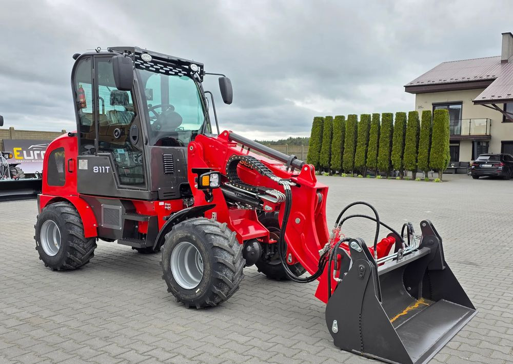 Inny NOWA ładowarka kołowa teleskopowa AUGER 811T - جرافة ذات عجلات تلسكوبية: صورة 1 Inny NOWA ładowarka kołowa teleskopowa AUGER 811T - جرافة ذات عجلات تلسكوبية: صورة 1