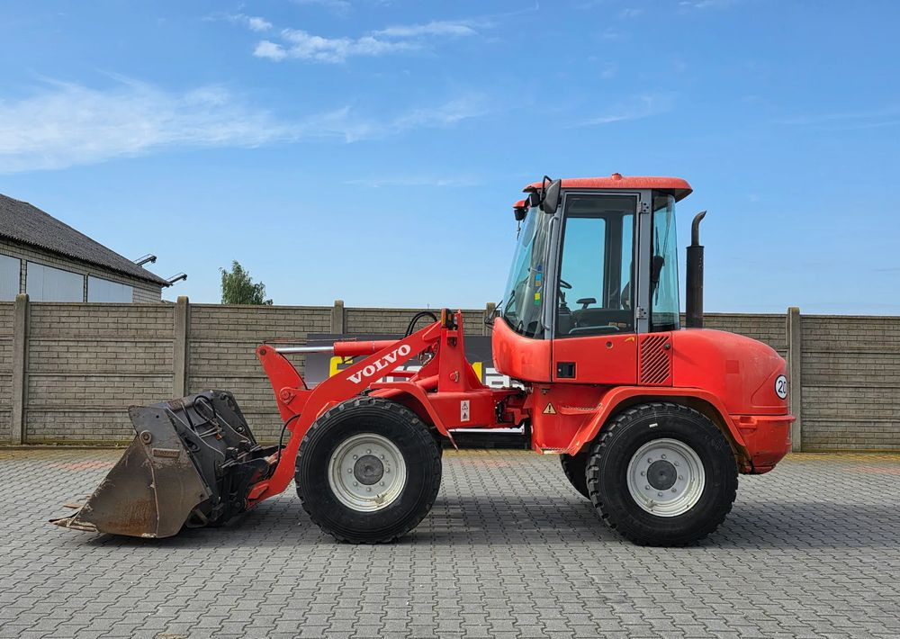 Volvo L30B ZX, 2008 ROK, 6600 MTH, ŁYŻKA OTWIERANA + WIDŁY - اللودر بعجل: صورة 2 Volvo L30B ZX, 2008 ROK, 6600 MTH, ŁYŻKA OTWIERANA + WIDŁY - اللودر بعجل: صورة 2