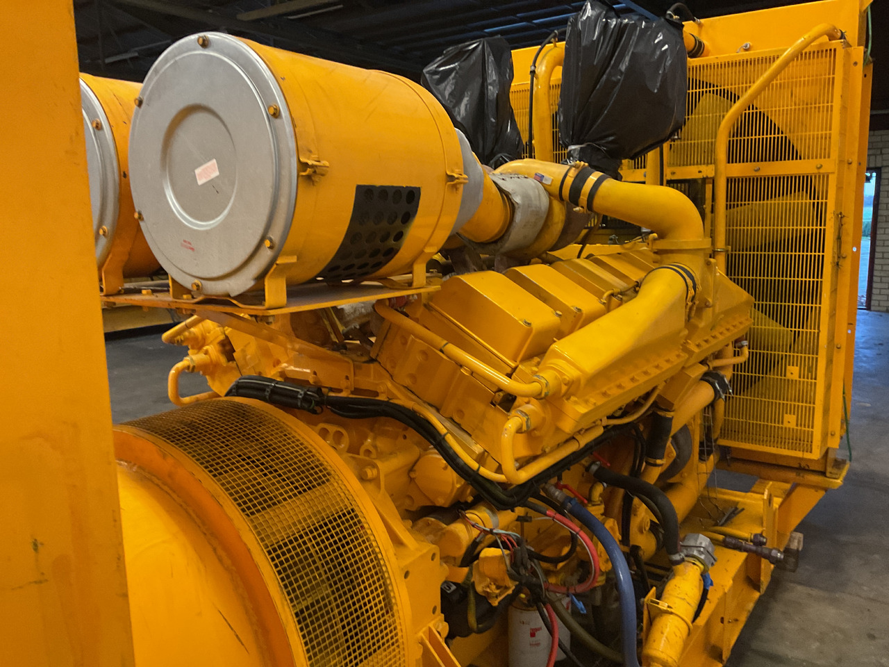 Cummins KTA38G3, 1000KVA Generatorset. Low hours and complete. - مجموعة المولدات: صورة 4 Cummins KTA38G3, 1000KVA Generatorset. Low hours and complete. - مجموعة المولدات: صورة 4