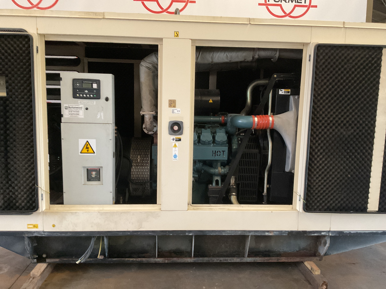 Doosan P158LE, 415KVA generatorset. Like brand new, low hours and complete - مجموعة المولدات: صورة 2 Doosan P158LE, 415KVA generatorset. Like brand new, low hours and complete - مجموعة المولدات: صورة 2