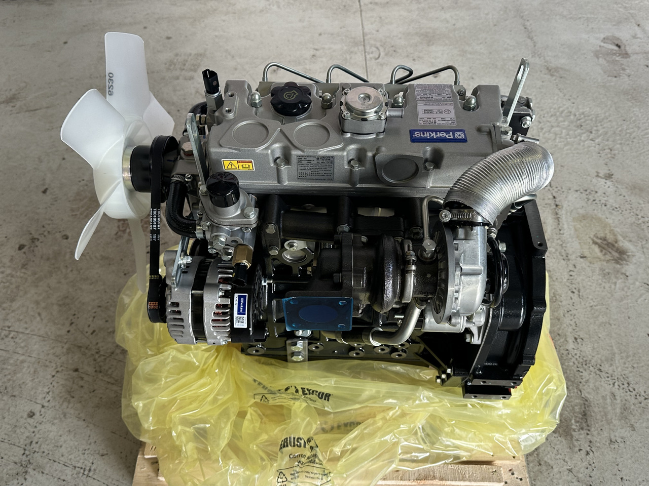 Perkins 404D-22T - محرك: صورة 3 Perkins 404D-22T - محرك: صورة 3