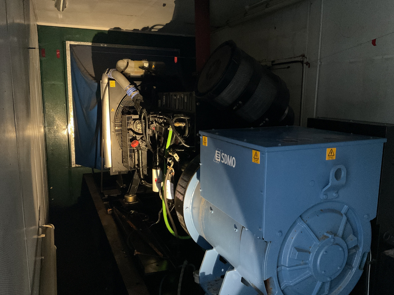 Volvo 1242GE, 450KVA super silent generator station. Complete and low hours. - مجموعة المولدات: صورة 5 Volvo 1242GE, 450KVA super silent generator station. Complete and low hours. - مجموعة المولدات: صورة 5