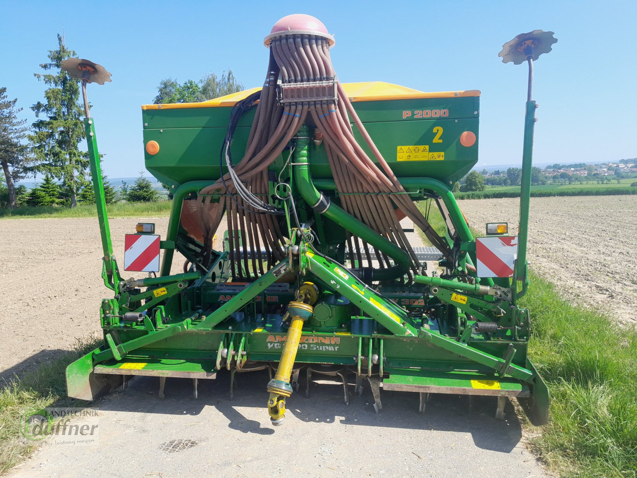 Amazone KG 3000 + AD 303 Super - آلة البذار متعددة الوظائف: صورة 1 Amazone KG 3000 + AD 303 Super - آلة البذار متعددة الوظائف: صورة 1