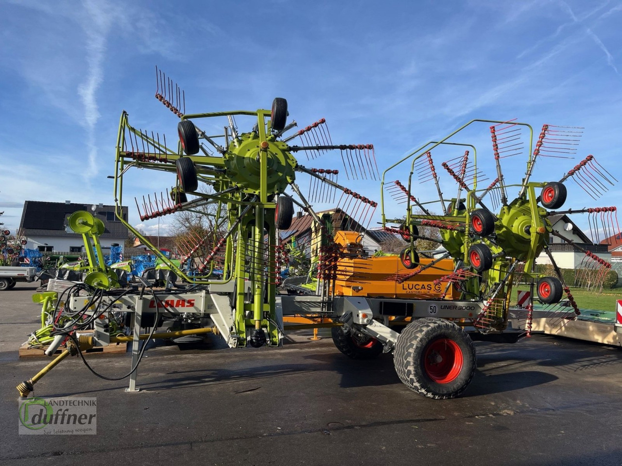 CLAAS Liner 3000 - آلة تيبيس العشب/ آلة جمع العشب: صورة 4 CLAAS Liner 3000 - آلة تيبيس العشب/ آلة جمع العشب: صورة 4