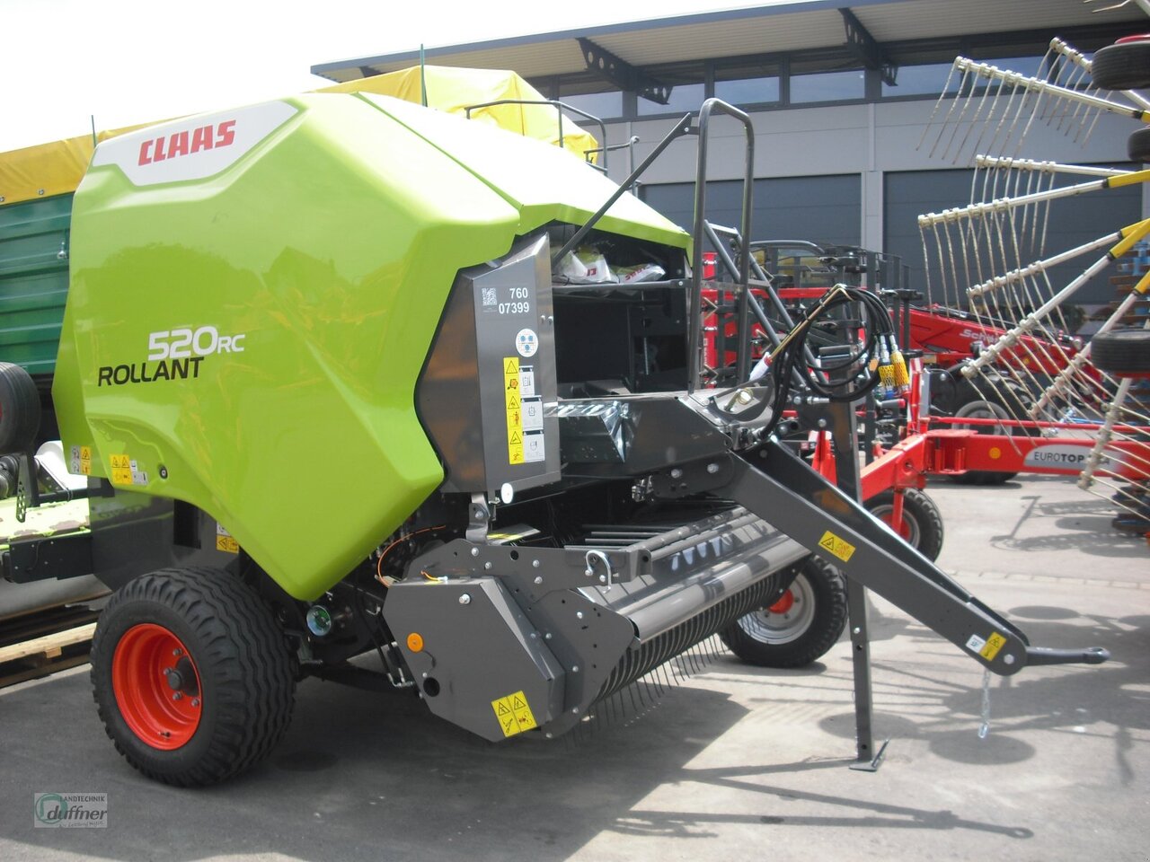 CLAAS ROLLANT 520 RC - مكنة: صورة 1 CLAAS ROLLANT 520 RC - مكنة: صورة 1