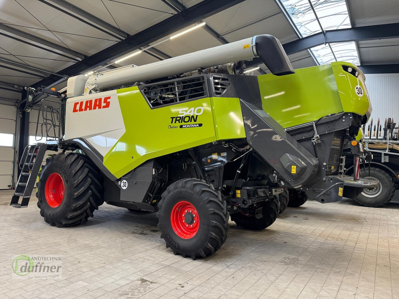 CLAAS Trion 540 Montana - حصادة موحَّدة: صورة 2 CLAAS Trion 540 Montana - حصادة موحَّدة: صورة 2