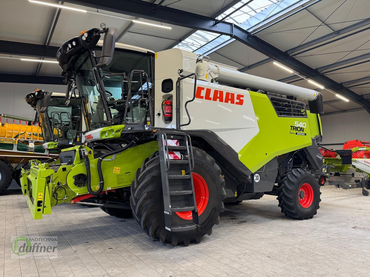 CLAAS Trion 540 Montana - حصادة موحَّدة: صورة 1 CLAAS Trion 540 Montana - حصادة موحَّدة: صورة 1