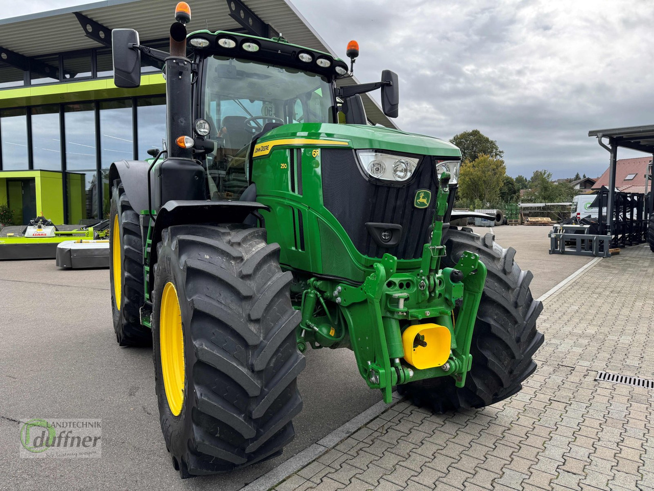 John Deere 6R 250 - جرار: صورة 2 John Deere 6R 250 - جرار: صورة 2