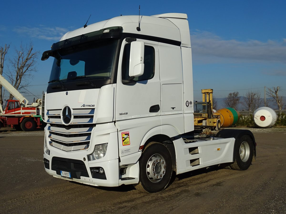 MERCEDES ACTROS 1845 - وحدة جر: صورة 1 MERCEDES ACTROS 1845 - وحدة جر: صورة 1