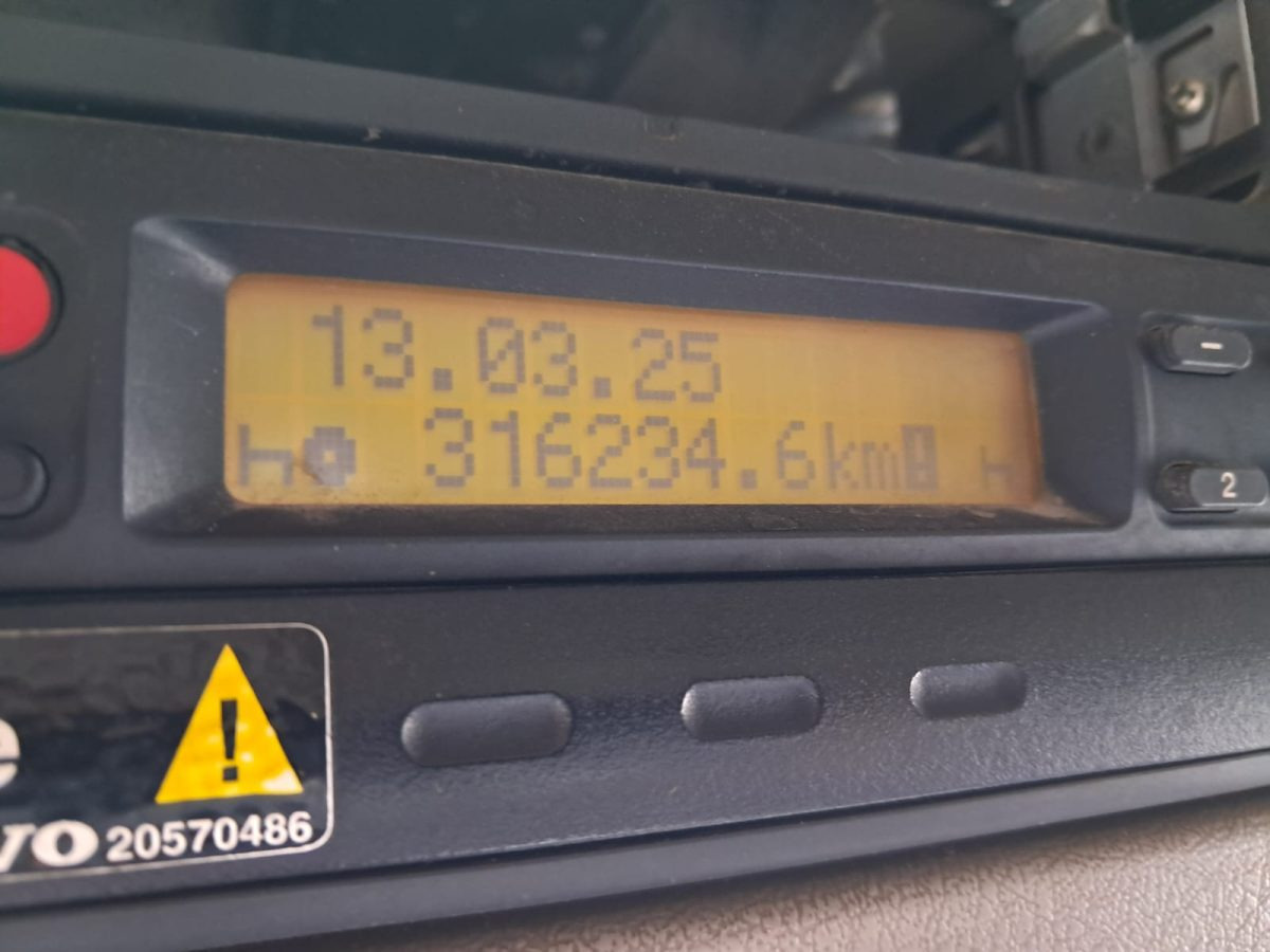 خلاطة مع مضخة VOLVO FM 84R 440 SERMAC 4Z28: صورة 8