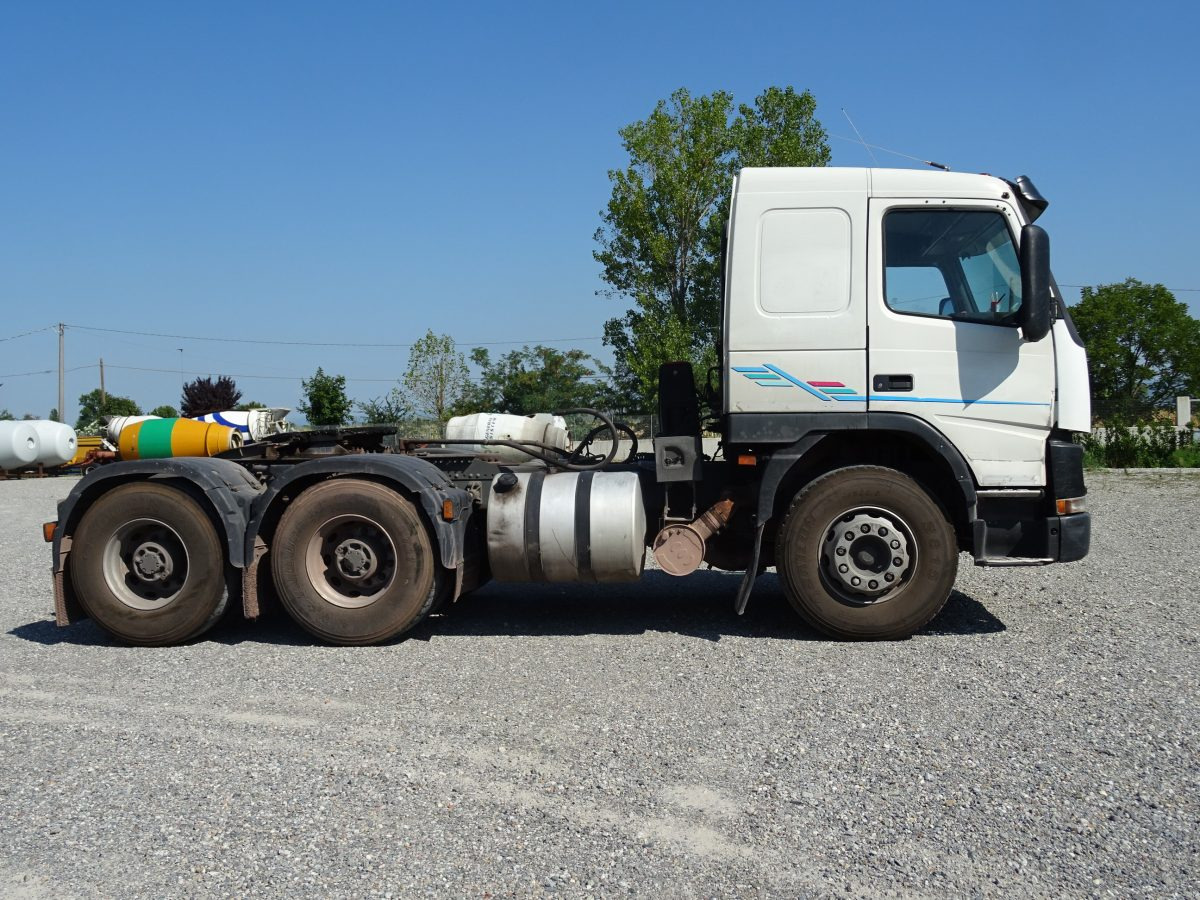 VOLVO FM12 420T 6X4 - وحدة جر: صورة 5 VOLVO FM12 420T 6X4 - وحدة جر: صورة 5