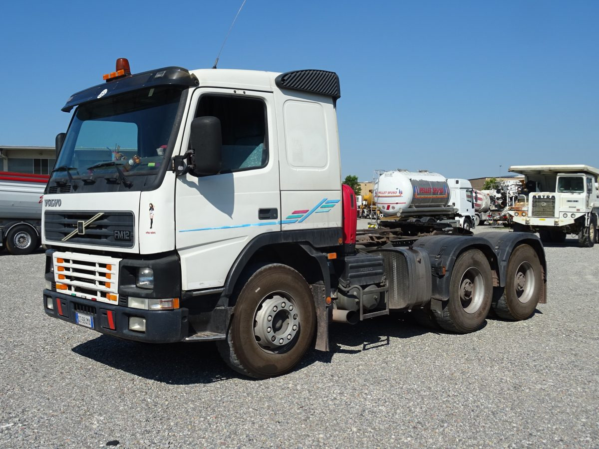 VOLVO FM12 420T 6X4 - وحدة جر: صورة 1 VOLVO FM12 420T 6X4 - وحدة جر: صورة 1