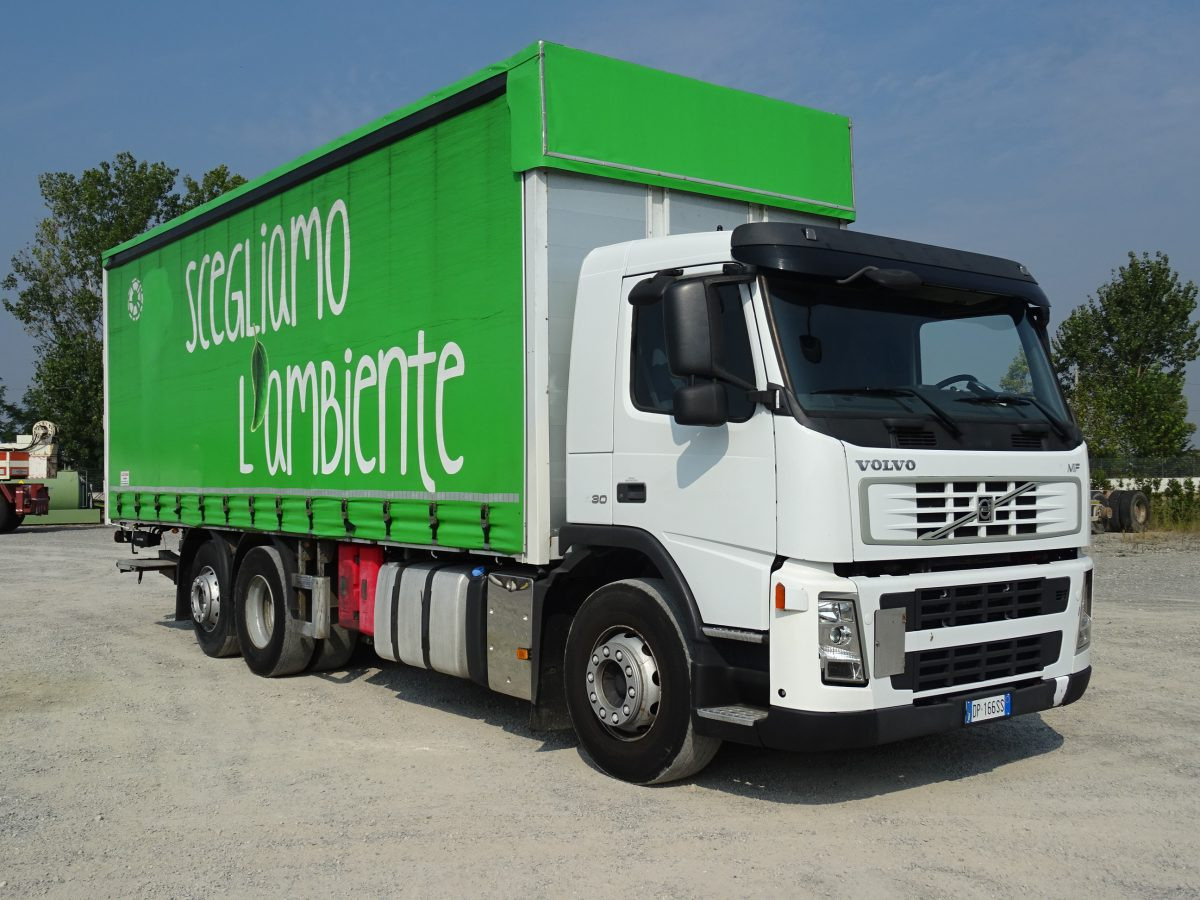 VOLVO FM9 R 62 - شاحنة ستارة: صورة 3 VOLVO FM9 R 62 - شاحنة ستارة: صورة 3