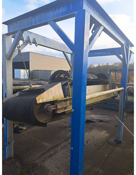 Powerscreen Magnet belt conveyor with frame 2100x - آلات البناء: صورة 4 Powerscreen Magnet belt conveyor with frame 2100x - آلات البناء: صورة 4