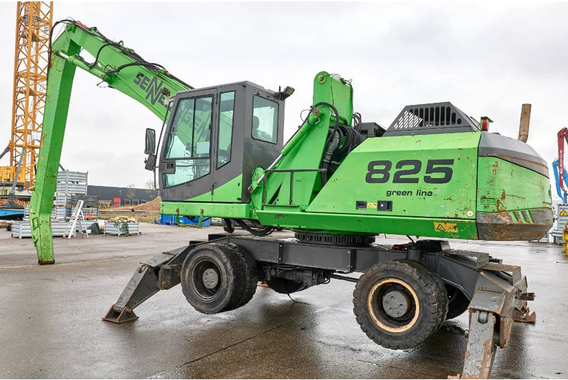 Sennebogen 825 M - معالج النفايات: صورة 1 Sennebogen 825 M - معالج النفايات: صورة 1