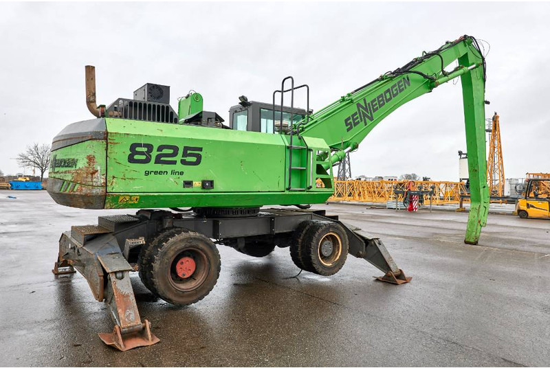 Sennebogen 825 M - معالج النفايات: صورة 2 Sennebogen 825 M - معالج النفايات: صورة 2