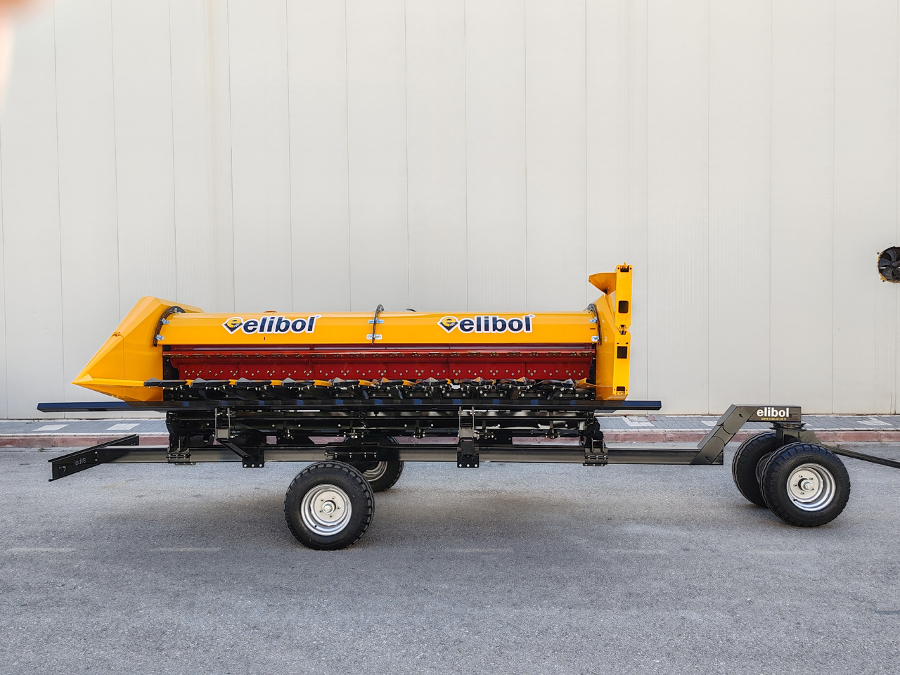 ELİBOL FREESUN 410+ SUNFLOWER HEADER - حصادة عباد الشمس: صورة 3 ELİBOL FREESUN 410+ SUNFLOWER HEADER - حصادة عباد الشمس: صورة 3