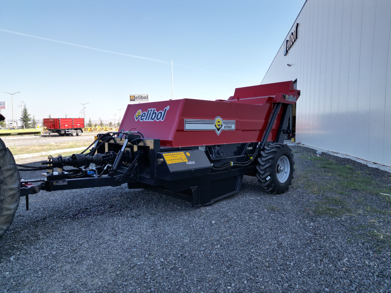 ELİBOL ELİBOL STONE COLLECTOR - معدات حرث التربة: صورة 2 ELİBOL ELİBOL STONE COLLECTOR - معدات حرث التربة: صورة 2