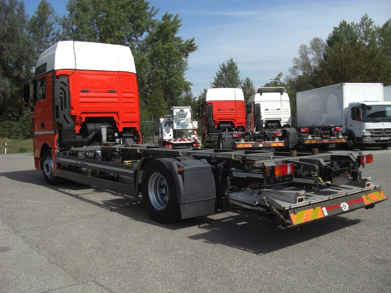 MAN 18360XXL TGX / LBW MAN 18360XXL TGX / LBW - شاحنات الحاويات / جسم علوي قابل للتغيير شاحنة: صورة 4 MAN 18360XXL TGX / LBW MAN 18360XXL TGX / LBW - شاحنات الحاويات / جسم علوي قابل للتغيير شاحنة: صورة 4