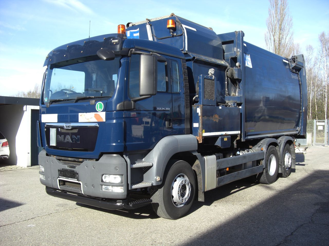 MAN 26360FNLL / RECHTSGEST. - شاحنة النفايات: صورة 1 MAN 26360FNLL / RECHTSGEST. - شاحنة النفايات: صورة 1