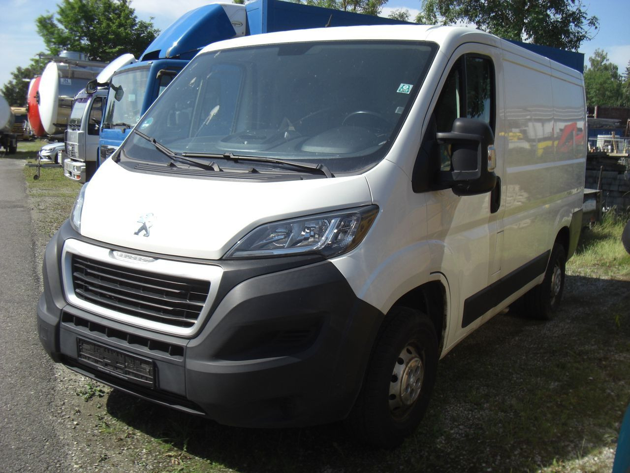 Peugeot BOXER 2,0 KURZ/NIEDRIG - فان المدمجة: صورة 2 Peugeot BOXER 2,0 KURZ/NIEDRIG - فان المدمجة: صورة 2