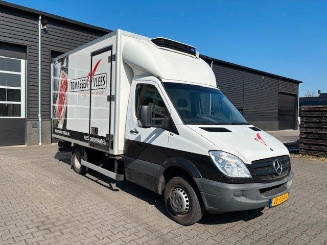 Mercedes-Benz Sprinter 419 cdi Frigo hängendes Fleisch - شاحنة مُبرّدة للتوصيل: صورة 2 Mercedes-Benz Sprinter 419 cdi Frigo hängendes Fleisch - شاحنة مُبرّدة للتوصيل: صورة 2