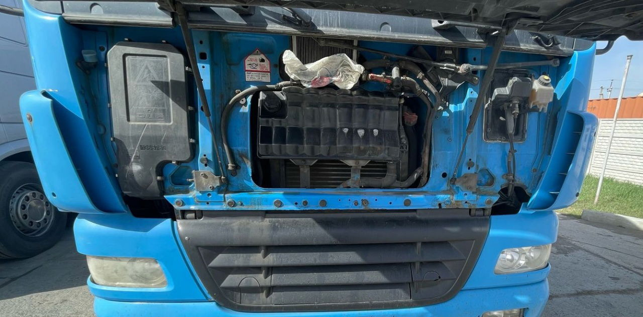 DAF CF 85.430 Tractor head - وحدة جر: صورة 2 DAF CF 85.430 Tractor head - وحدة جر: صورة 2