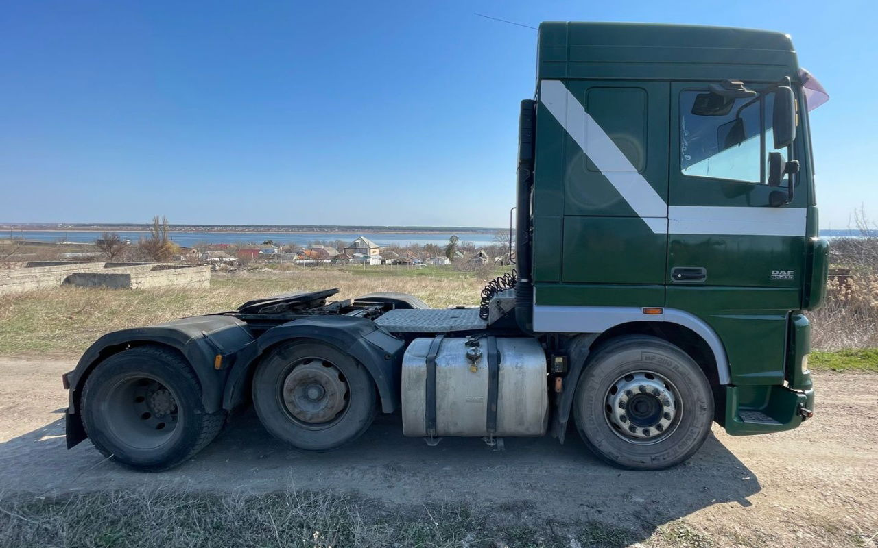 DAF XF 95.430 Tractor head 6x2 - وحدة جر: صورة 4 DAF XF 95.430 Tractor head 6x2 - وحدة جر: صورة 4