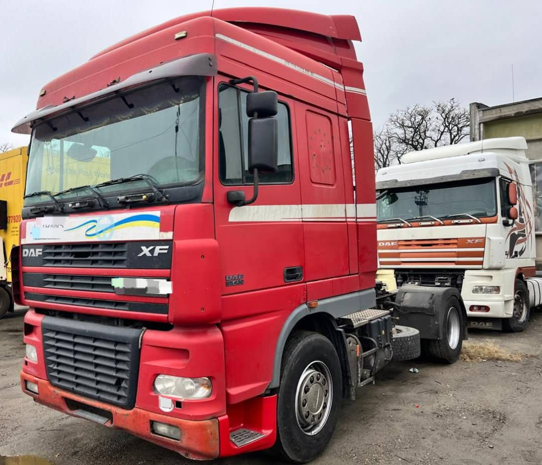 DAF XF 95 - وحدة جر: صورة 1 DAF XF 95 - وحدة جر: صورة 1