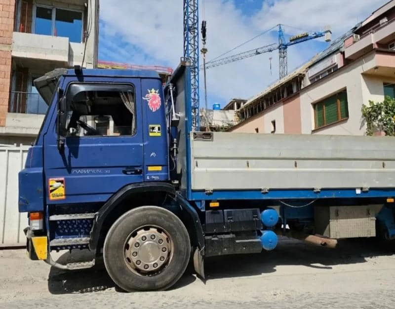 Scania 93 Carne - شاحنة كرين: صورة 3 Scania 93 Carne - شاحنة كرين: صورة 3