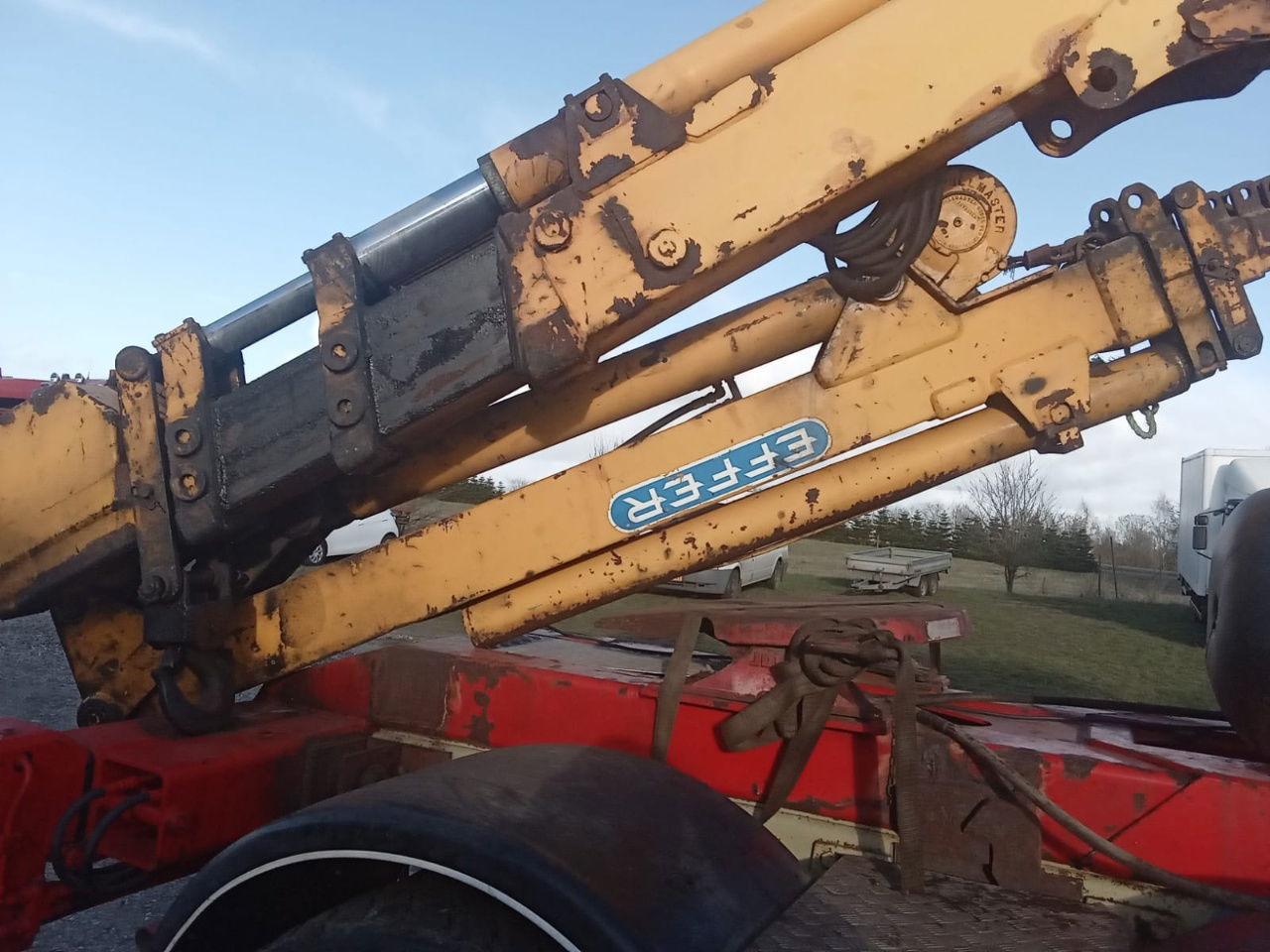 Scania R143-450 V8 Tractor unit with crane - وحدة جر: صورة 5 Scania R143-450 V8 Tractor unit with crane - وحدة جر: صورة 5