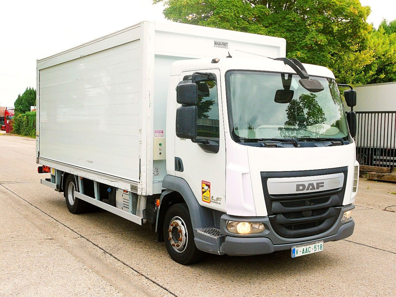 DAF LF 180 12 GETRANKENWAGEN LBW LUFT - شاحنة المشروبات: صورة 4 DAF LF 180 12 GETRANKENWAGEN LBW LUFT - شاحنة المشروبات: صورة 4