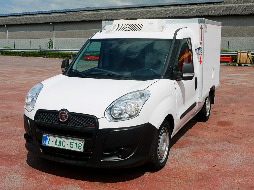 Fiat 1.3 DOBLO KUHLKOFFER RELEC FROD TR15 -20C Fiat 1.3 DOBLO KUHLKOFFER RELEC FROD TR15 -20C - شاحنة مُبرّدة للتوصيل: صورة 4 Fiat 1.3 DOBLO KUHLKOFFER RELEC FROD TR15 -20C Fiat 1.3 DOBLO KUHLKOFFER RELEC FROD TR15 -20C - شاحنة مُبرّدة للتوصيل: صورة 4