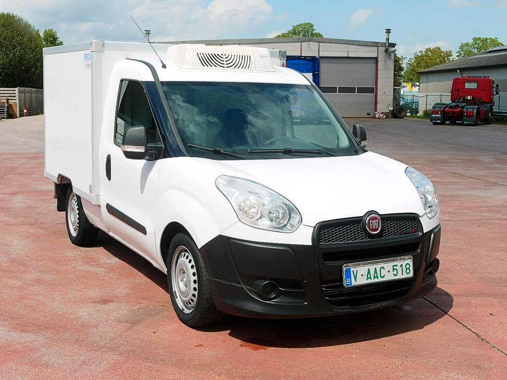 Fiat 1.3 DOBLO KUHLKOFFER RELEC FROD TR15 -20C - شاحنة مُبرّدة للتوصيل: صورة 1 Fiat 1.3 DOBLO KUHLKOFFER RELEC FROD TR15 -20C - شاحنة مُبرّدة للتوصيل: صورة 1