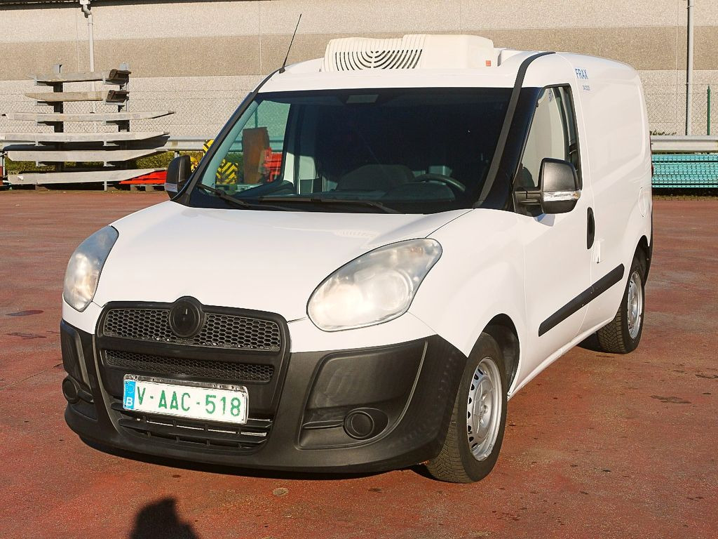 Fiat DOBLO 1.3 KUHLKASTENWAGEN RELEC FROID TR10 -20c - شاحنة مُبرّدة للتوصيل: صورة 4 Fiat DOBLO 1.3 KUHLKASTENWAGEN RELEC FROID TR10 -20c - شاحنة مُبرّدة للتوصيل: صورة 4