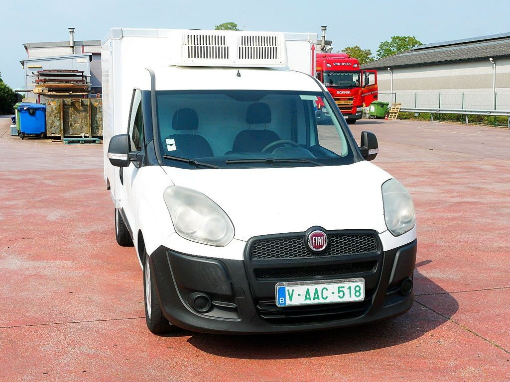 Fiat DOBLO 1.3 KUHLKOFFER RELEC FROD TR22 -20C - شاحنة مُبرّدة للتوصيل: صورة 1 Fiat DOBLO 1.3 KUHLKOFFER RELEC FROD TR22 -20C - شاحنة مُبرّدة للتوصيل: صورة 1